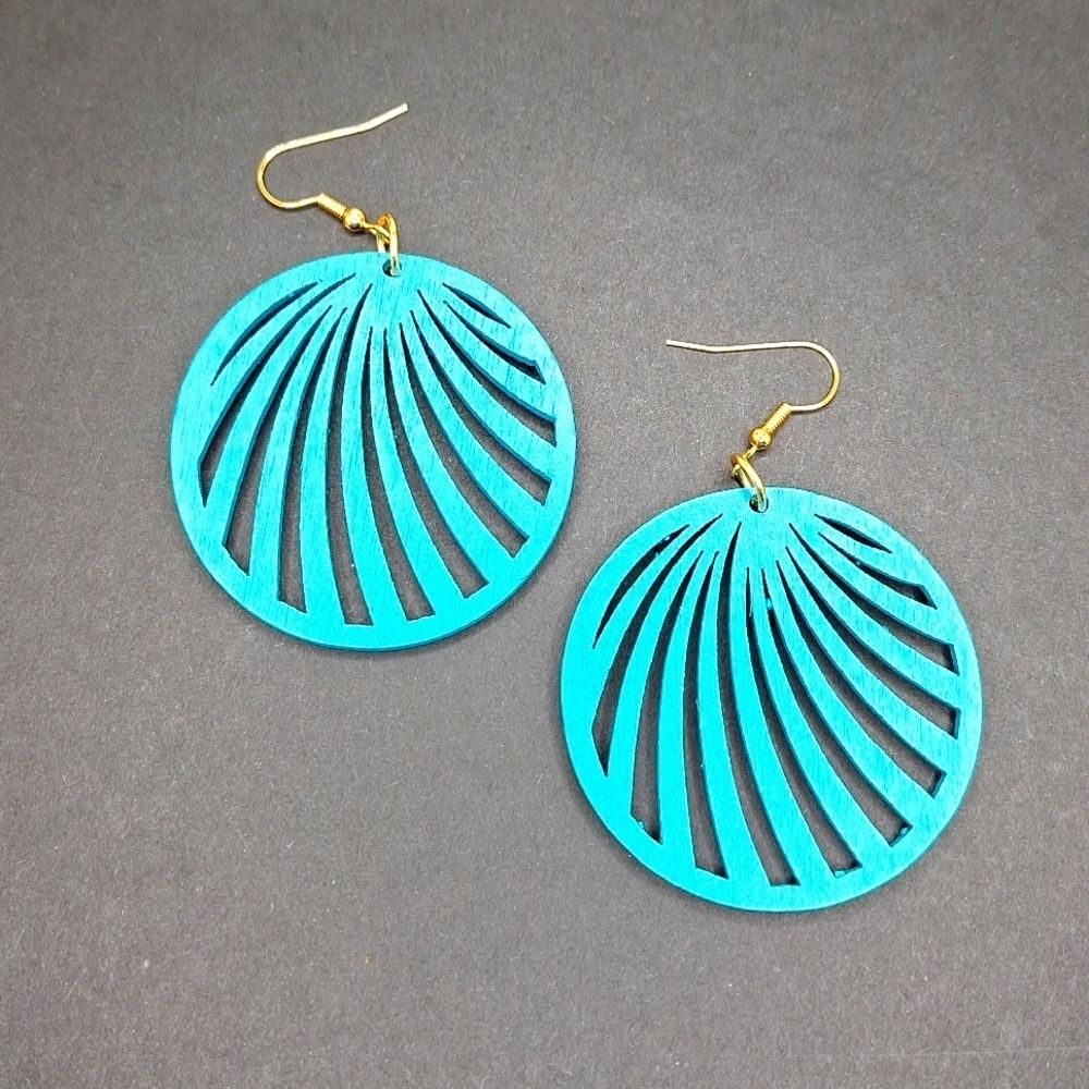 Turquoise wood round earrings hollowed out fan
